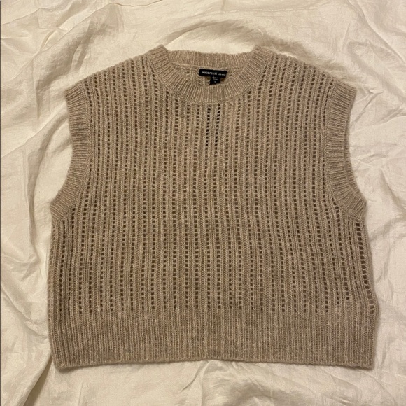 James Perse Cashmere Silk Open Knit Shell - Picture 2 of 9